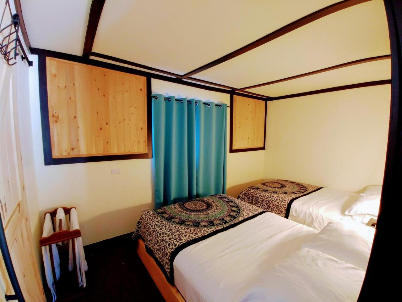 Dwight Riverside Inn מראה חיצוני תמונה